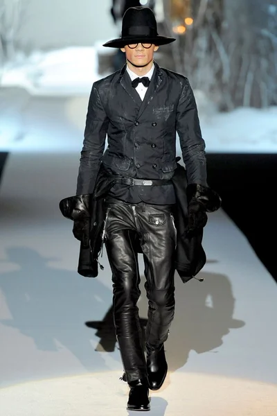 Look 31